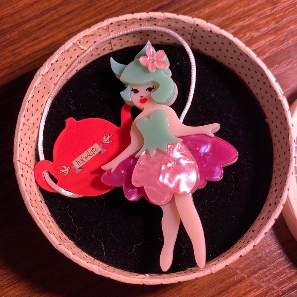 Erstwilder Emma of the Earth Brooch 2018